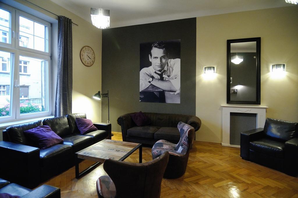Hollywood Hostel Kraków Eksteriør billede